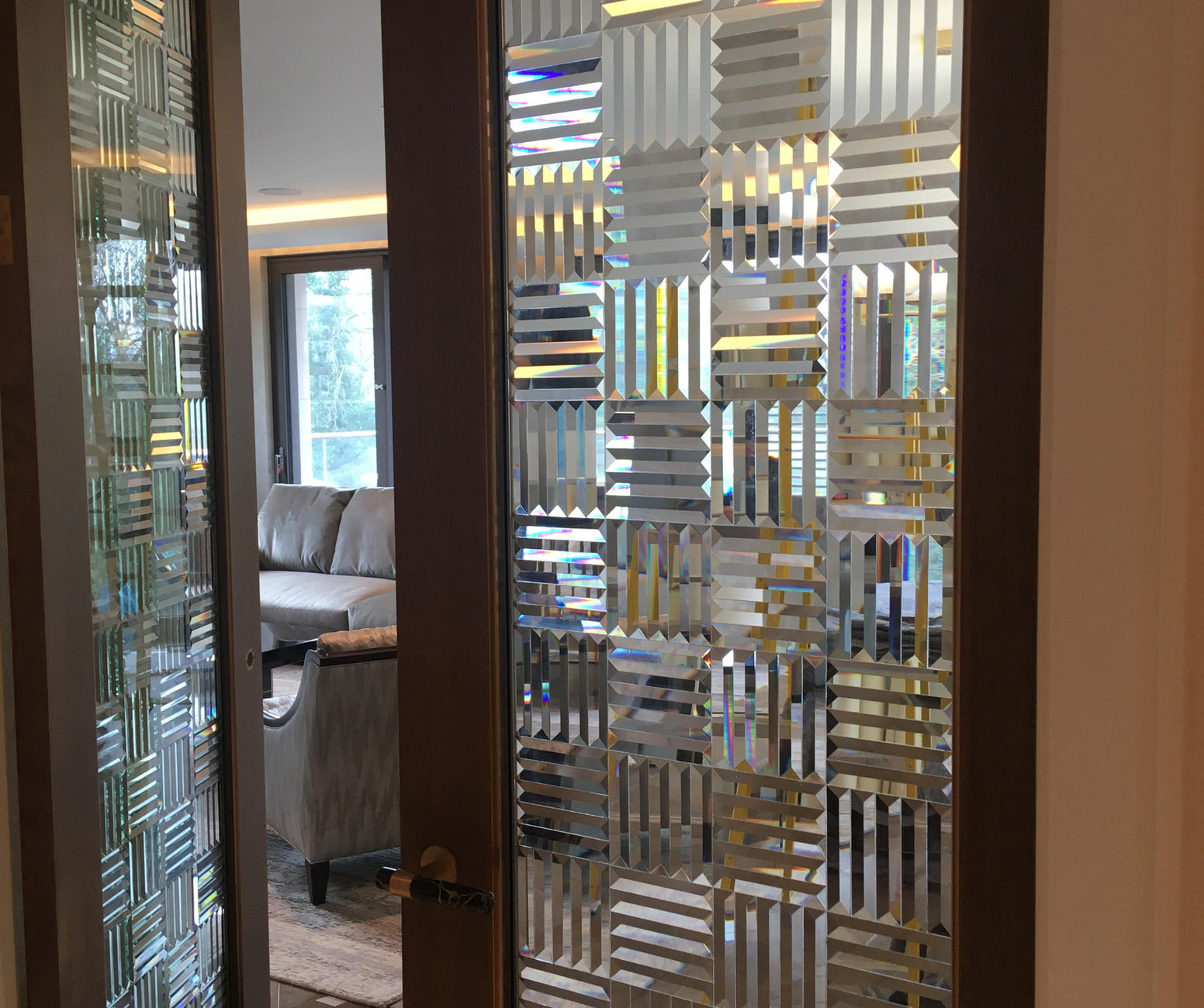 1760858367160-ir8ijsigu4o